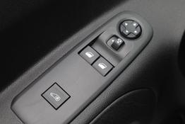 Peugeot Partner 1.5 BlueHDI 130PS Automatik NEUES MODELL 2-Sitzer Apple CarPlay Android Auto AHK Klima Bluetooth DAB PDC v+h R&uuml;ckf.Kamera Tempomat Ganzj.Reifen 