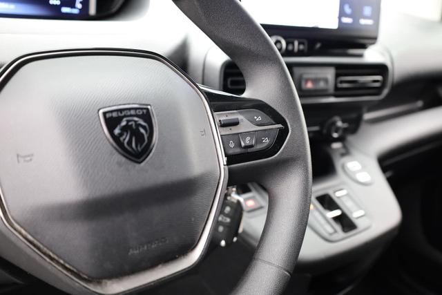 Peugeot Partner 1.5 BlueHDI 130PS Automatik NEUES MODELL 2-Sitzer Apple CarPlay Android Auto AHK Klima Bluetooth DAB PDC v+h R&uuml;ckf.Kamera Tempomat Ganzj.Reifen 