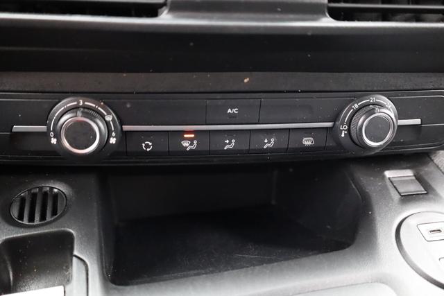 Peugeot Partner 1.5 BlueHDI 130PS Automatik NEUES MODELL 2-Sitzer Apple CarPlay Android Auto AHK Klima Bluetooth DAB PDC v+h R&uuml;ckf.Kamera Tempomat Ganzj.Reifen 