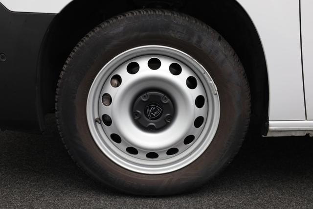 Peugeot Partner 1.5 BlueHDI 130PS Automatik NEUES MODELL 2-Sitzer Apple CarPlay Android Auto AHK Klima Bluetooth DAB PDC v+h R&uuml;ckf.Kamera Tempomat Ganzj.Reifen 