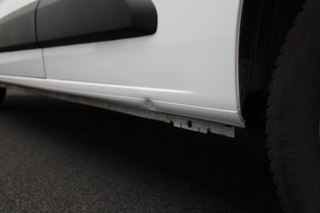 Peugeot Partner 1.5 BlueHDI 130PS Automatik NEUES MODELL 2-Sitzer Apple CarPlay Android Auto AHK Klima Bluetooth DAB PDC v+h R&uuml;ckf.Kamera Tempomat Ganzj.Reifen 