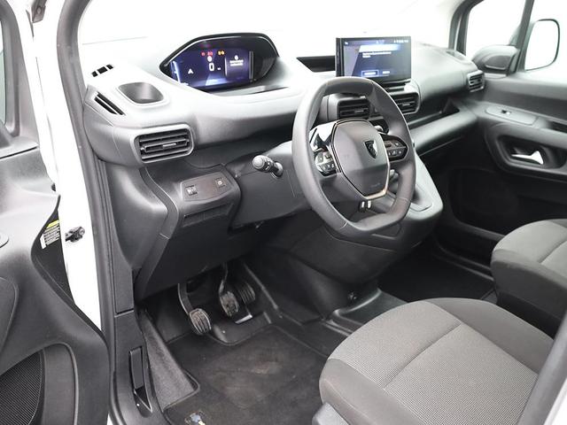 Peugeot Partner 1.5 BlueHDI 102PS NEUES MODELL 2-Sitzer AHK Klima Radio Apple CarPlay Android Auto Bluetooth DAB PDC v+h R&uuml;ckf.Kamera Tempomat Ganzj.Reifen 