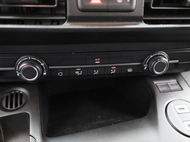 Peugeot Partner 1.5 BlueHDI 102PS NEUES MODELL 2-Sitzer AHK Klima Radio Apple CarPlay Android Auto Bluetooth DAB PDC v+h R&uuml;ckf.Kamera Tempomat Ganzj.Reifen 