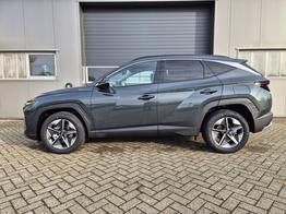 Hyundai TUCSON Trend 1.6 T-GDI 150PS Automatik TZ 2026 Teil-Leder Sitzheizung v+h Lenkradheizung Klimaautomatik Navi Touchscreen DAB+ Apple CarPlay + Android Auto PDC R&uuml;ckf.-Kamera Matrix-LED-Scheinw. 