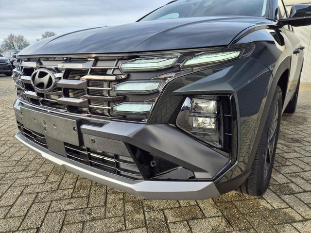 Hyundai TUCSON Trend 1.6 T-GDI 150PS Automatik TZ 2026 Teil-Leder Sitzheizung v+h Lenkradheizung Klimaautomatik Navi Touchscreen DAB+ Apple CarPlay + Android Auto PDC R&uuml;ckf.-Kamera Matrix-LED-Scheinw. 