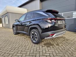 Hyundai TUCSON Trend 1.6 T-GDI 150PS Automatik TZ 2026 Teil-Leder Sitzheizung v+h Lenkradheizung Klimaautomatik Navi Touchscreen DAB+ Apple CarPlay + Android Auto PDC R&uuml;ckf.-Kamera Matrix-LED-Scheinw. 