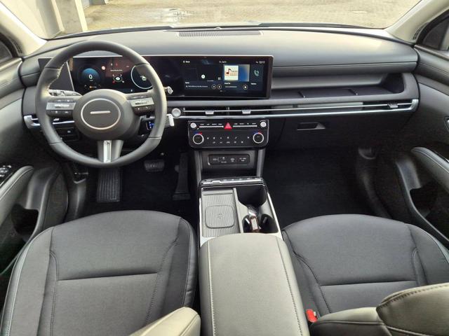 Hyundai TUCSON Trend 1.6 T-GDI 150PS Automatik TZ 2026 Teil-Leder Sitzheizung v+h Lenkradheizung Klimaautomatik Navi Touchscreen DAB+ Apple CarPlay + Android Auto PDC R&uuml;ckf.-Kamera Matrix-LED-Scheinw. 