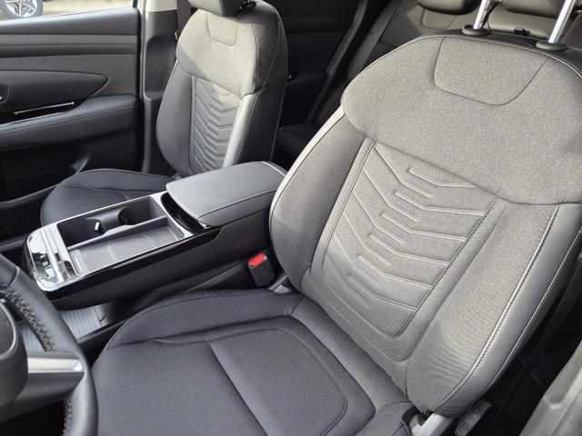Hyundai TUCSON Trend 1.6 T-GDI 150PS Automatik TZ 2026 Teil-Leder Sitzheizung v+h Lenkradheizung Klimaautomatik Navi Touchscreen DAB+ Apple CarPlay + Android Auto PDC R&uuml;ckf.-Kamera Matrix-LED-Scheinw. 
