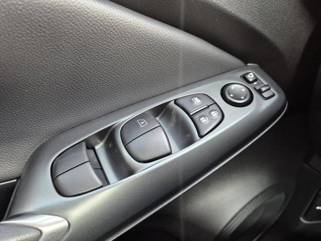 Nissan Juke 1.0 DIG-T 114PS Acenta Klimaautomatik Sitzheizung R&uuml;ckf.Kamera Bluetooth Touchscreen wireless Apple CarPlay Android Auto 