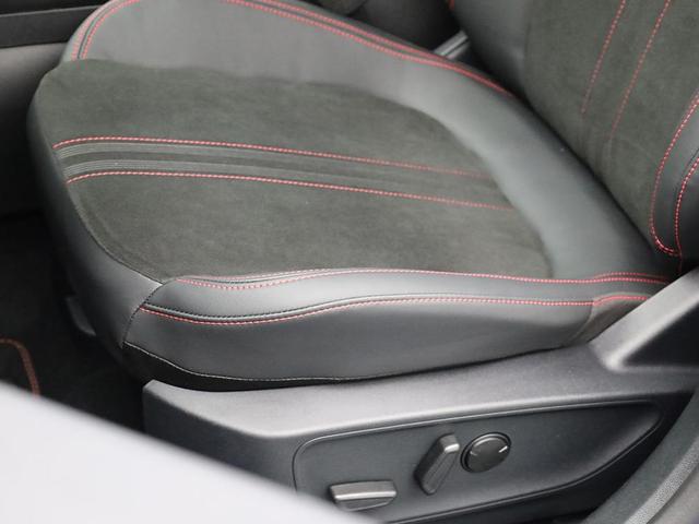 Ford Kuga ST-Line X 243PS PHEV Automatik Sitzheizung v+h Lenkradheizung Frontscheibe beheizb. Navi SYNC4 Apple CarPlay Android Auto Touchscreen PDC 4xKamera 2xKeyless B+O Sound 18"LM vollelektr. Reichweite 66KM 