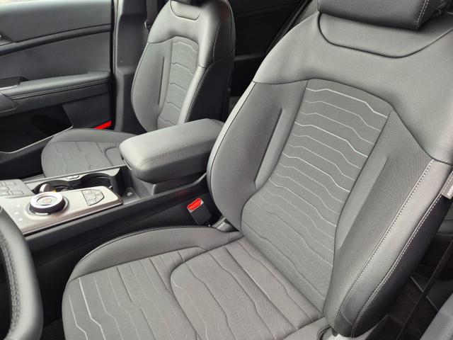 Kia Sportage Spirit 1.6 T-GDI 150PS DCT NEUES MODELL MY26 FACELIFT Teil-Leder 18"LM Sitzheizung v+h Lenkradheizung Klimaautomatik ACC Navi Bluetooth Touchscreen Apple CarPlay Android Auto PDC R&uuml;ckf.Kamera 2x Keyless 