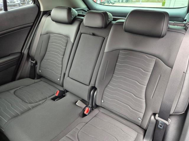 Kia Sportage Spirit 1.6 T-GDI 150PS DCT NEUES MODELL MY26 FACELIFT Teil-Leder 18"LM Sitzheizung v+h Lenkradheizung Klimaautomatik ACC Navi Bluetooth Touchscreen Apple CarPlay Android Auto PDC R&uuml;ckf.Kamera 2x Keyless 