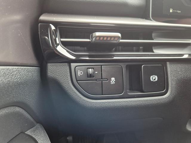 Kia Sportage Spirit 1.6 T-GDI 150PS DCT NEUES MODELL MY26 FACELIFT Teil-Leder 18"LM Sitzheizung v+h Lenkradheizung Klimaautomatik ACC Navi Bluetooth Touchscreen Apple CarPlay Android Auto PDC R&uuml;ckf.Kamera 2x Keyless 