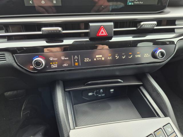 Kia Sportage Spirit 1.6 T-GDI 150PS DCT NEUES MODELL MY26 FACELIFT Teil-Leder 18"LM Sitzheizung v+h Lenkradheizung Klimaautomatik ACC Navi Bluetooth Touchscreen Apple CarPlay Android Auto PDC R&uuml;ckf.Kamera 2x Keyless 