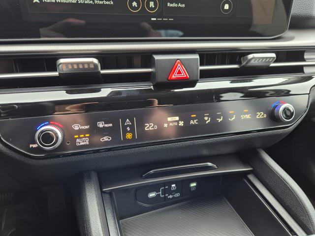 Kia Sportage Spirit 1.6 T-GDI 150PS DCT NEUES MODELL MY26 FACELIFT Teil-Leder 18"LM Sitzheizung v+h Lenkradheizung Klimaautomatik ACC Navi Bluetooth Touchscreen Apple CarPlay Android Auto PDC R&uuml;ckf.Kamera 2x Keyless 