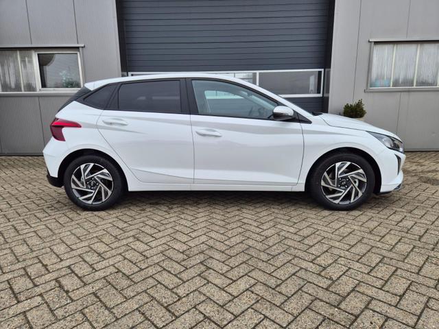 Hyundai i20 1.0 T-GDI 90PS Trend Automatik 5-t&uuml;rig Klimaautomatik Sitzheizung Lenkradheizung R&uuml;ckf.Kamera PDC Apple CarPlay Android Auto Tempomat Touchscreen 16"LM 
