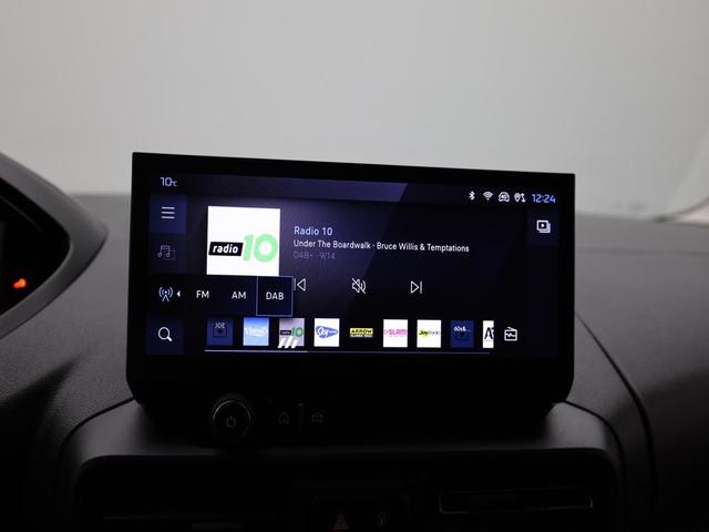 Peugeot Partner 1.5 BlueHDI 102PS NEUES MODELL 2-Sitzer AHK Klima Radio Apple CarPlay Android Auto Bluetooth DAB PDC v+h R&uuml;ckf.Kamera Tempomat Ganzj.Reifen 