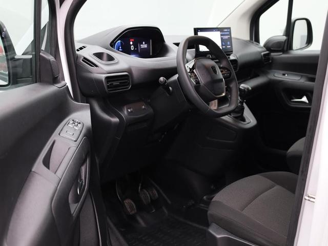 Peugeot Partner 1.5 BlueHDI 102PS NEUES MODELL 2-Sitzer AHK Klima Radio Apple CarPlay Android Auto Bluetooth DAB PDC v+h R&uuml;ckf.Kamera Tempomat Ganzj.Reifen 