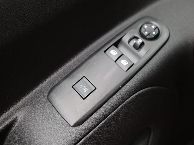 Peugeot Partner 1.5 BlueHDI 102PS NEUES MODELL 2-Sitzer AHK Klima Radio Apple CarPlay Android Auto Bluetooth DAB PDC v+h R&uuml;ckf.Kamera Tempomat Ganzj.Reifen 