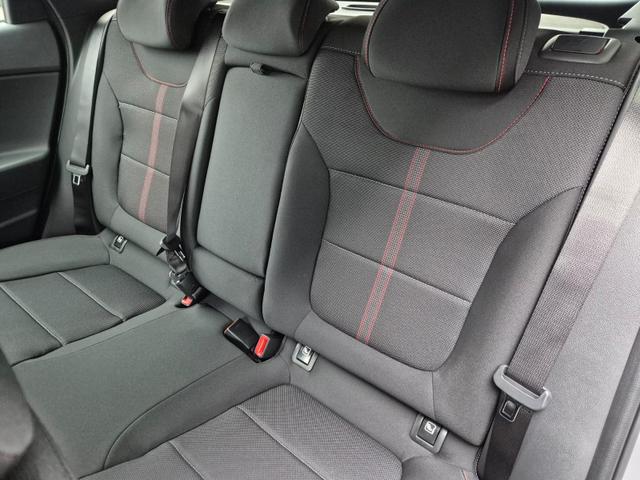 Hyundai i30 Kombi 1.6 T-GDI 150PS Automatik N-Line MY2026 Sitzheizung Lenkradheizung Klimaautomatik Navi 10,3"-Touchscreen Bluelink Apple CarPlay + Android Auto PDC v+h R&uuml;ckf.Kamera 18-LM 