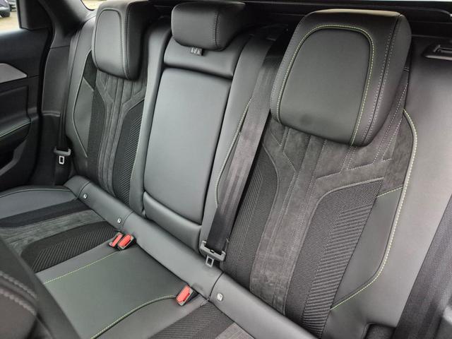 Peugeot 308 SW GT Exclusive 1.2 Hybrid 145PS Automatik Matrix-LED elektr. PanoDach Heckklappe Sitzheizung Lenkradheizung Navi 10" HD-Touchscreen wireless Apple CarPlay + Android Auto FOCAL-System 2x Keyless ACC 4x Kamera PDC v+h 18"LM 