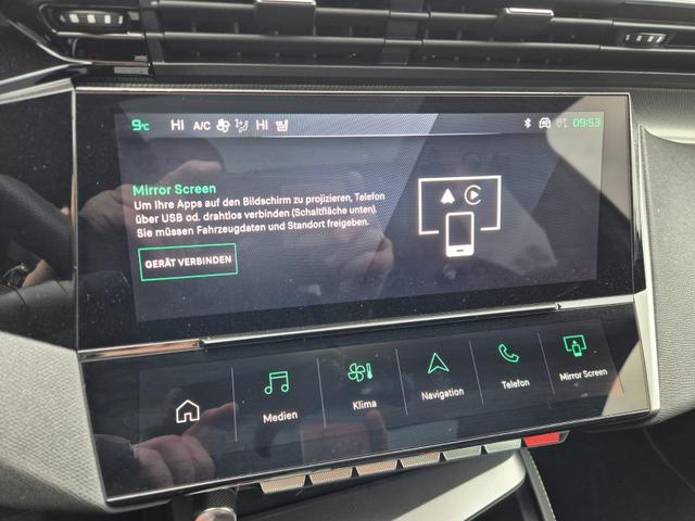 Peugeot 308 SW GT Exclusive 1.2 Hybrid 145PS Automatik Matrix-LED elektr. PanoDach Heckklappe Sitzheizung Lenkradheizung Navi 10" HD-Touchscreen wireless Apple CarPlay + Android Auto FOCAL-System 2x Keyless ACC 4x Kamera PDC v+h 18"LM 