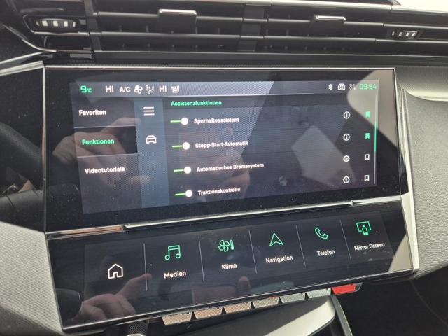 Peugeot 308 SW GT Exclusive 1.2 Hybrid 145PS Automatik Matrix-LED elektr. PanoDach Heckklappe Sitzheizung Lenkradheizung Navi 10" HD-Touchscreen wireless Apple CarPlay + Android Auto FOCAL-System 2x Keyless ACC 4x Kamera PDC v+h 18"LM 