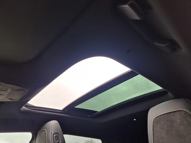 Peugeot 308 SW GT Exclusive 1.2 Hybrid 145PS Automatik Matrix-LED elektr. PanoDach Heckklappe Sitzheizung Lenkradheizung Navi 10" HD-Touchscreen wireless Apple CarPlay + Android Auto FOCAL-System 2x Keyless ACC 4x Kamera PDC v+h 18"LM 