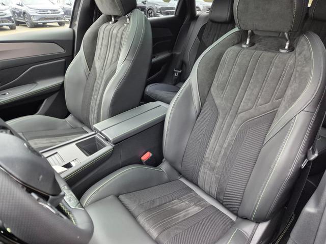 Peugeot 308 SW GT Exclusive 1.2 Hybrid 145PS Automatik Matrix-LED elektr. PanoDach Heckklappe Sitzheizung Lenkradheizung Navi 10" HD-Touchscreen wireless Apple CarPlay + Android Auto FOCAL-System 2x Keyless ACC 4x Kamera PDC v+h 18"LM 