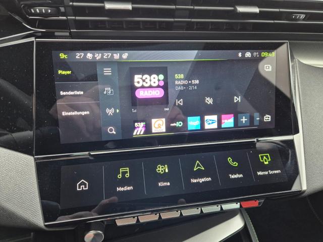 Peugeot 308 SW GT Exclusive 1.2 Hybrid 145PS Automatik Matrix-LED elektr. PanoDach Heckklappe Sitzheizung Lenkradheizung Navi 10" HD-Touchscreen wireless Apple CarPlay + Android Auto FOCAL-System 2x Keyless ACC 4x Kamera PDC v+h 18"LM 