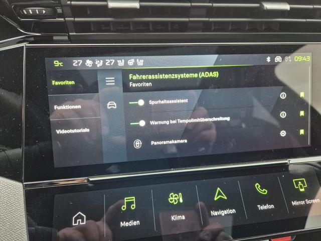 Peugeot 308 SW GT Exclusive 1.2 Hybrid 145PS Automatik Matrix-LED elektr. PanoDach Heckklappe Sitzheizung Lenkradheizung Navi 10" HD-Touchscreen wireless Apple CarPlay + Android Auto FOCAL-System 2x Keyless ACC 4x Kamera PDC v+h 18"LM 