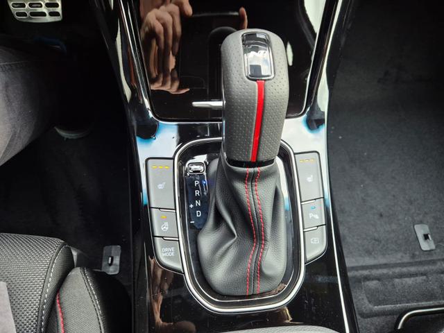 Hyundai i30 Kombi 1.6 T-GDI 150PS Automatik N-Line MY2026 Sitzheizung Lenkradheizung Klimaautomatik Navi 10,3"-Touchscreen Bluelink Apple CarPlay + Android Auto PDC v+h R&uuml;ckf.Kamera 18-LM 