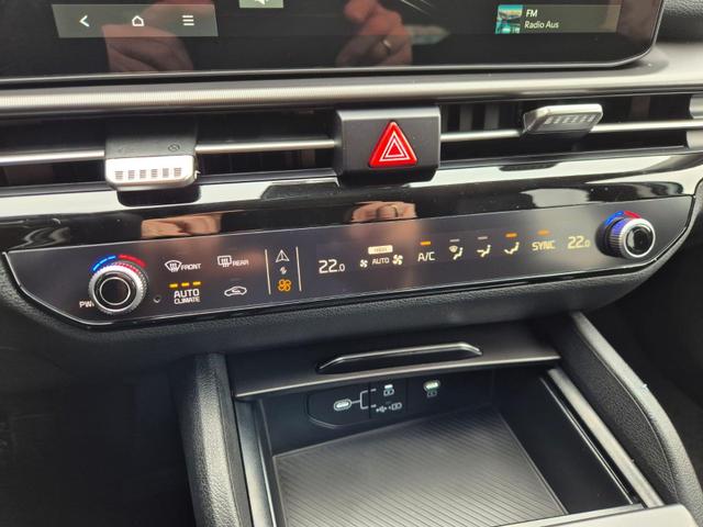 Kia Sportage Spirit 1.6 T-GDI 150PS Automatik NEUES MODELL MY26 FACELIFT Teil-Leder 18"LM Sitzheizung v+h Lenkradheizung Klimaautomatik ACC Navi Bluetooth Touchscreen Apple CarPlay Android Auto PDC R&uuml;ckf.Kamera 2x Keyless 