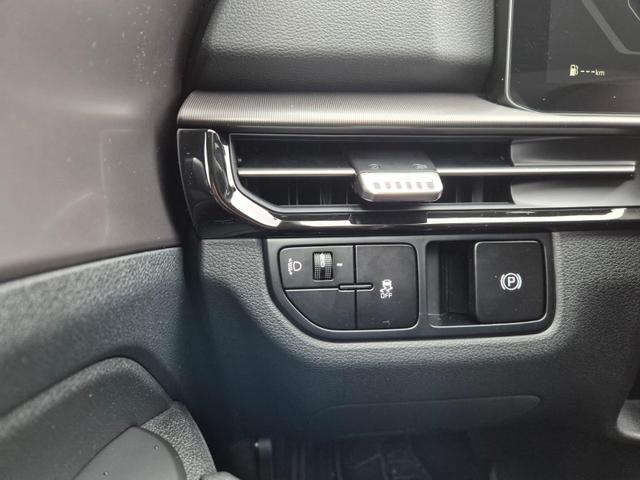 Kia Sportage Spirit 1.6 T-GDI 150PS Automatik NEUES MODELL MY26 FACELIFT Teil-Leder 18"LM Sitzheizung v+h Lenkradheizung Klimaautomatik ACC Navi Bluetooth Touchscreen Apple CarPlay Android Auto PDC R&uuml;ckf.Kamera 2x Keyless 