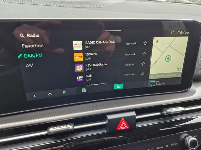 Kia Sportage Spirit 1.6 T-GDI 150PS Automatik NEUES MODELL MY26 FACELIFT Teil-Leder 18"LM Sitzheizung v+h Lenkradheizung Klimaautomatik ACC Navi Bluetooth Touchscreen Apple CarPlay Android Auto PDC R&uuml;ckf.Kamera 2x Keyless 