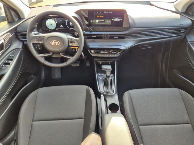 Hyundai i20 1.0 T-GDI 90PS Trend Automatik 5-t&uuml;rig Klimaautomatik Sitzheizung Lenkradheizung R&uuml;ckf.Kamera PDC Apple CarPlay Android Auto Tempomat Touchscreen 16"LM 