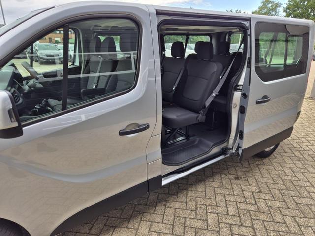 Renault Trafic Combi L2 2.0 dCi 150PS Grand Evolution 9-Sitzer Rollstuhlrampe Rollstuhlsicherung Schiebet&uuml;r l+r Klima v+h DAB Bluetooth Touchscreen Apple CarPlay Android Auto PDC R&uuml;ckf.Kamera 