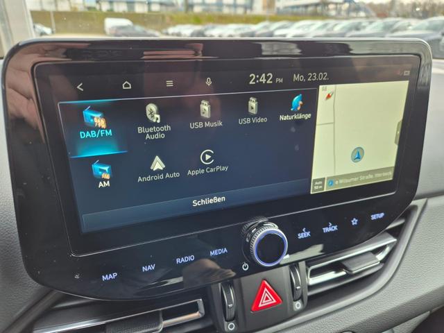 Hyundai i30 Kombi 1.6 T-GDI 150PS Automatik N-Line MY2026 Sitzheizung Lenkradheizung Klimaautomatik Navi 10,3"-Touchscreen Bluelink Apple CarPlay + Android Auto PDC v+h R&uuml;ckf.Kamera 18-LM 
