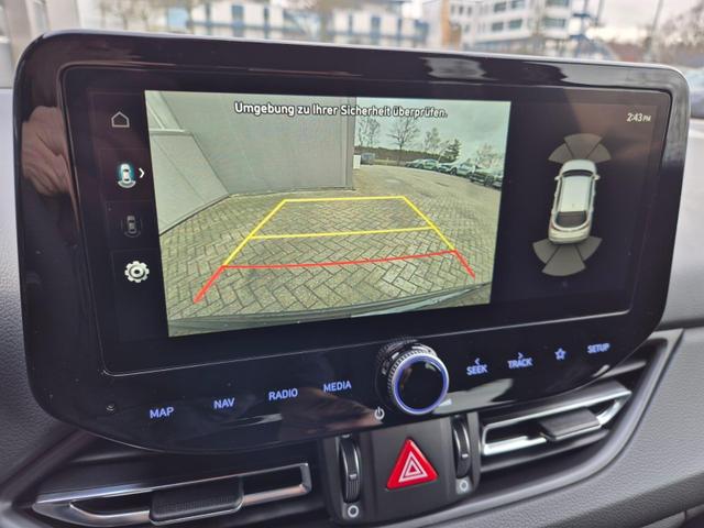 Hyundai i30 Kombi 1.6 T-GDI 150PS Automatik N-Line MY2026 Sitzheizung Lenkradheizung Klimaautomatik Navi 10,3"-Touchscreen Bluelink Apple CarPlay + Android Auto PDC v+h R&uuml;ckf.Kamera 18-LM 