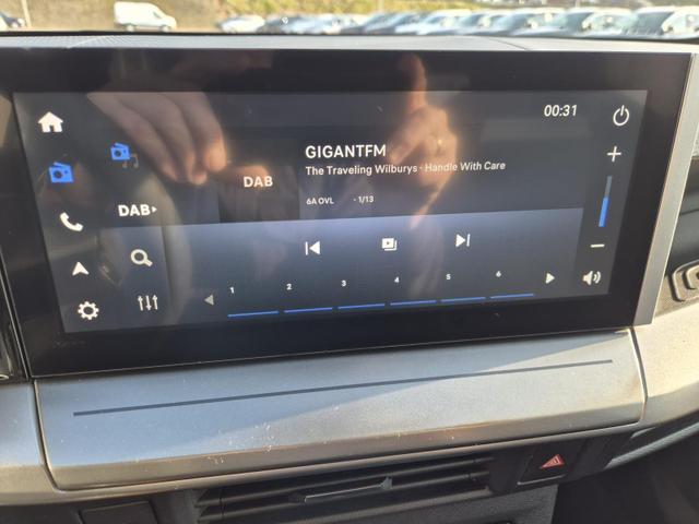 Opel Frontera GS 1.2 HEV 145PS Automatik Sitzheizung Lenkradheizung Frontscheibe beheizb. PDC v+h R&uuml;ckf.Kamera Navi Apple CarPlay Android Auto Touchscreen 17"LM 