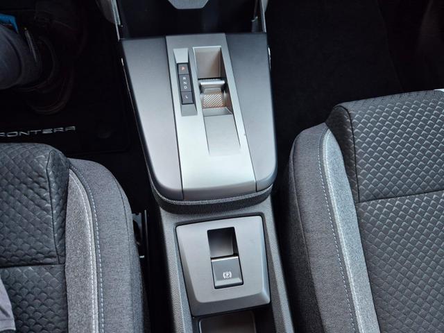 Opel Frontera GS 1.2 HEV 110PS Automatik Sitzheizung Lenkradheizung Frontscheibe beheizb. Klimaautomatik PDC v+h R&uuml;ckf.Kamera Navi Apple CarPlay Android Auto Touchscreen 17"LM 