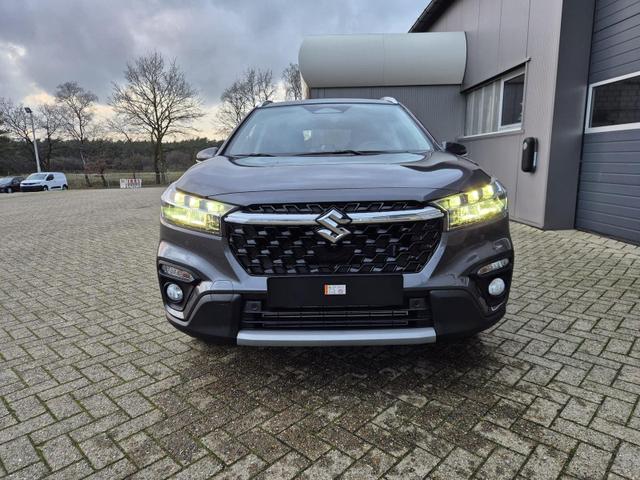 Suzuki S-Cross Comfort+ 110PS Automatik MHEV 4x4 ALLGRIP 1.4 Boosterjet Teilleder Navi Klimaautomatik Sitzheizung ACC PDC v+h 4x Kamera Suzuki-Radio Apple CarPlay Android Auto Touchscreen 2xKeyless 17-LM 