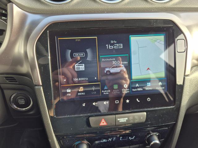 Suzuki Vitara Comfort 110PS Automatik MHEV 1.4 Boosterjet Klimaautomatik Sitzheizung Navi ACC PDC R&uuml;ckf.Kamera Suzuki-Radio Apple CarPlay Android Auto Touchscreen 2xKeyless 17-LM 