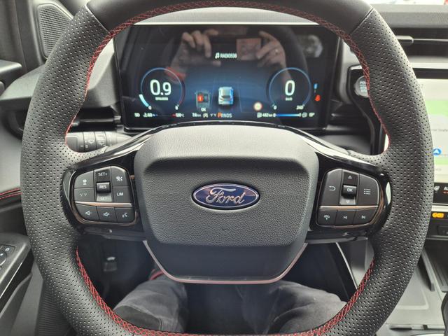 Ford Puma ST-Line X 1.0 EcoBoost Hybrid 125PS Automatik 360&deg;Kamera AbstandsTempomat el.Heckklappe Premium Leder (Sensico) B+O-Sound Klimaautomatik Sitzheizung Lenkradheizung Frontscheibe beheizb. Ford-Navi SYNC4 Bluetooth Apple CarPlay Android Auto PDC v+h 1 