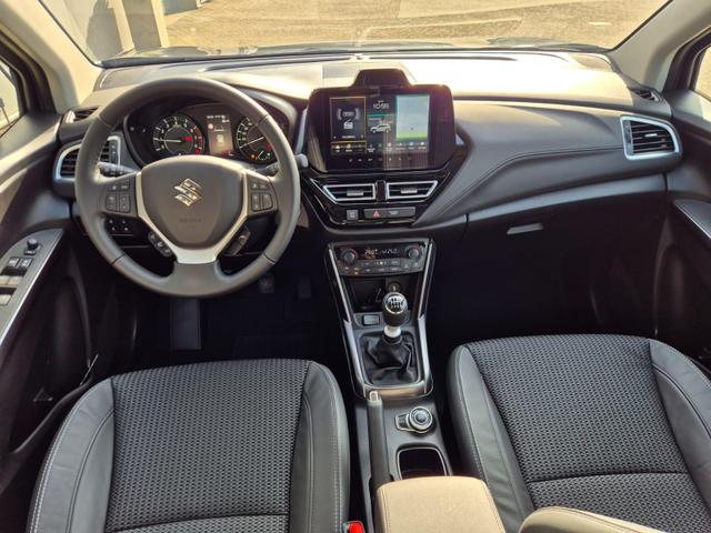 Suzuki S-Cross Comfort+ 110PS MHEV 4x4 ALLGRIP 1.4 Boosterjet Teilleder Navi Klimaautomatik Sitzheizung ACC PDC v+h 4x Kamera Suzuki-Radio Apple CarPlay Android Auto Touchscreen 2xKeyless 17-LM 