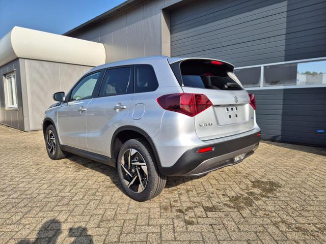 Suzuki Vitara Comfort+ 110PS Automatik MHEV 1.4 Boosterjet Teilleder Navi Klimaautomatik Sitzheizung ACC PDC v+h R&uuml;ckf.Kamera Suzuki-Radio Apple CarPlay Android Auto Touchscreen 2xKeyless 17-LM 
