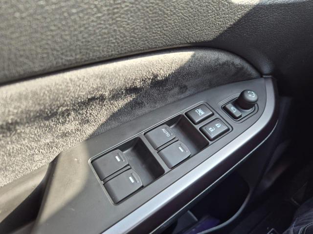 Suzuki Vitara Comfort+ 110PS Automatik MHEV 1.4 Boosterjet Teilleder Navi Klimaautomatik Sitzheizung ACC PDC v+h R&uuml;ckf.Kamera Suzuki-Radio Apple CarPlay Android Auto Touchscreen 2xKeyless 17-LM 