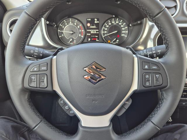 Suzuki Vitara Comfort+ 110PS Automatik MHEV 1.4 Boosterjet Teilleder Navi Klimaautomatik Sitzheizung ACC PDC v+h R&uuml;ckf.Kamera Suzuki-Radio Apple CarPlay Android Auto Touchscreen 2xKeyless 17-LM 