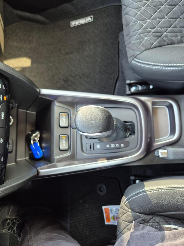 Suzuki Vitara Comfort+ 110PS Automatik MHEV 1.4 Boosterjet Teilleder Navi Klimaautomatik Sitzheizung ACC PDC v+h R&uuml;ckf.Kamera Suzuki-Radio Apple CarPlay Android Auto Touchscreen 2xKeyless 17-LM 