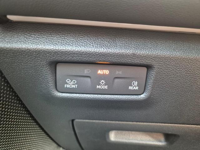 Volkswagen Tiguan Life 1,5 l eHybrid OPF 204PS DSG Design Paket "Dark" LED-Plus-Scheinw. elektr. Heckklappe Sitzheizung v+h Lenkradheizung Frontscheibe beheizb. R&uuml;ckf.Kamera Klimaautomatik VW-Radio Bluetooth wireless Apple CarPlay + Android Auto PDC ACC 2xKeyl 